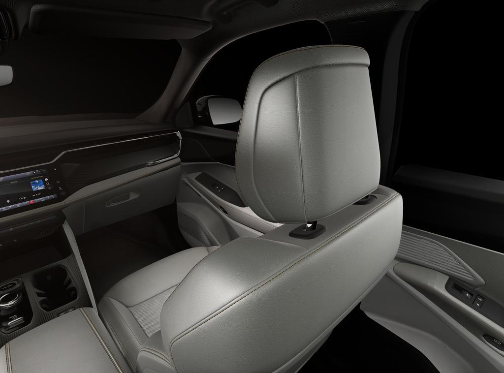 new 2026 Jeep Cherokee car, priced at $43,215
