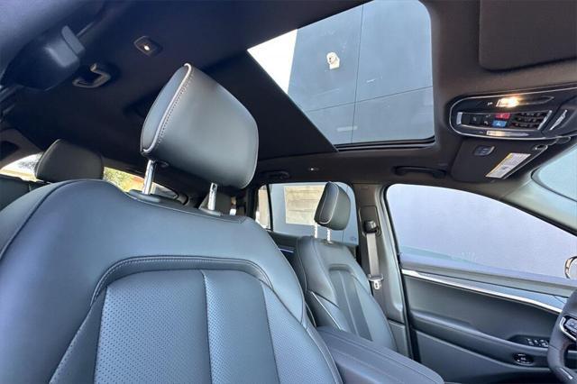 new 2025 Jeep Wagoneer S car, priced at $57,114