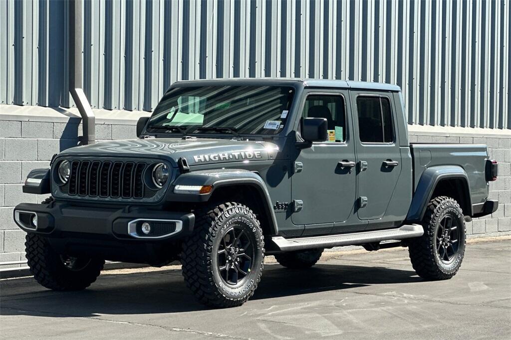 new 2025 Jeep Gladiator car, priced at $44,920