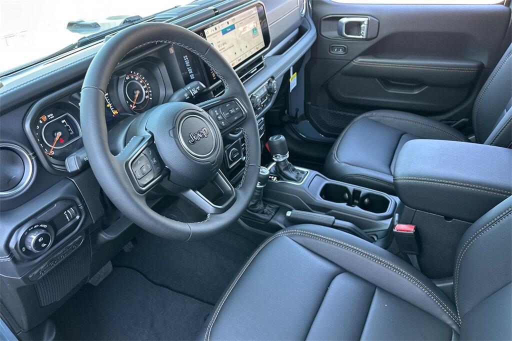 new 2025 Jeep Gladiator car, priced at $44,920
