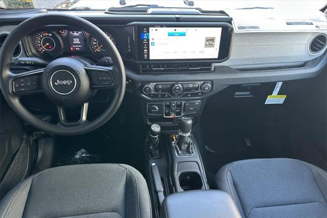 new 2025 Jeep Gladiator car, priced at $43,735