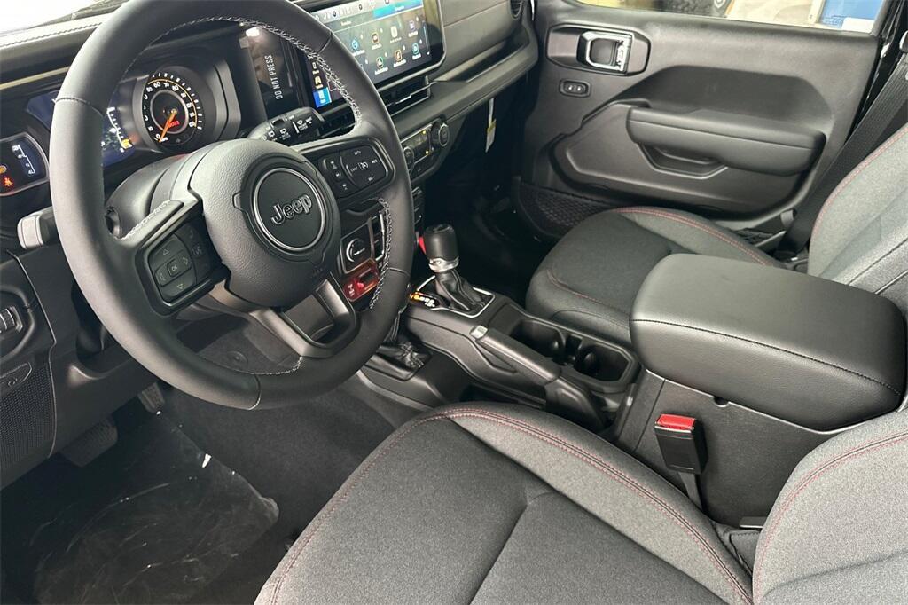 new 2025 Jeep Wrangler car, priced at $52,150