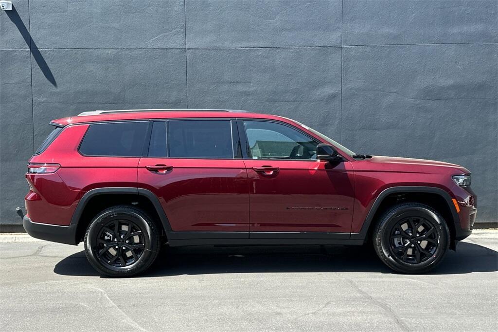 new 2025 Jeep Grand Cherokee L car, priced at $40,825