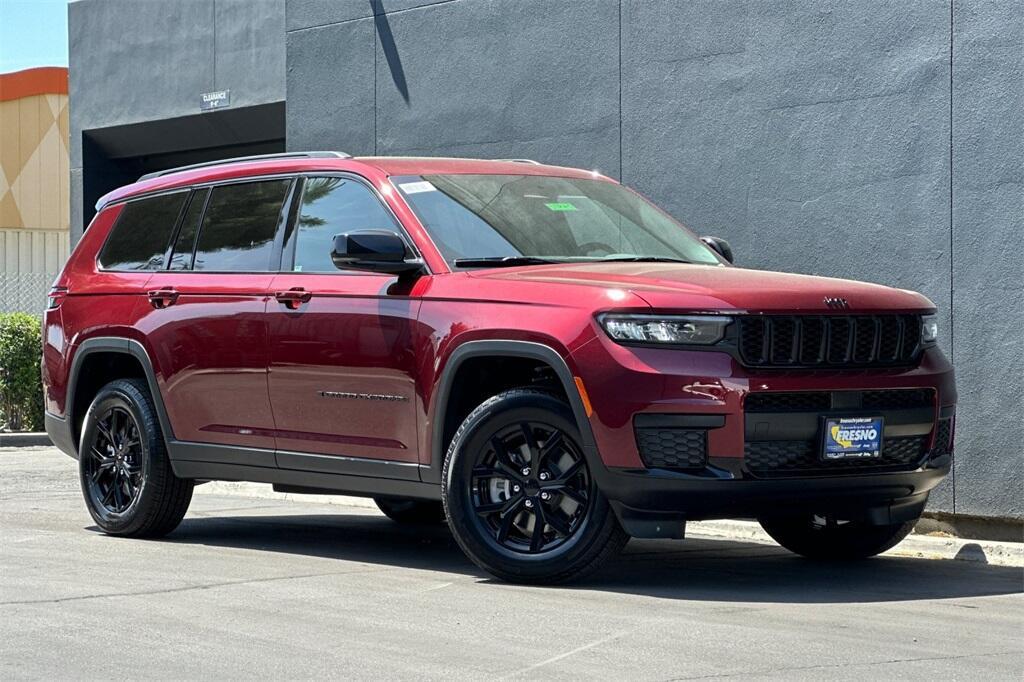 new 2025 Jeep Grand Cherokee L car, priced at $40,825