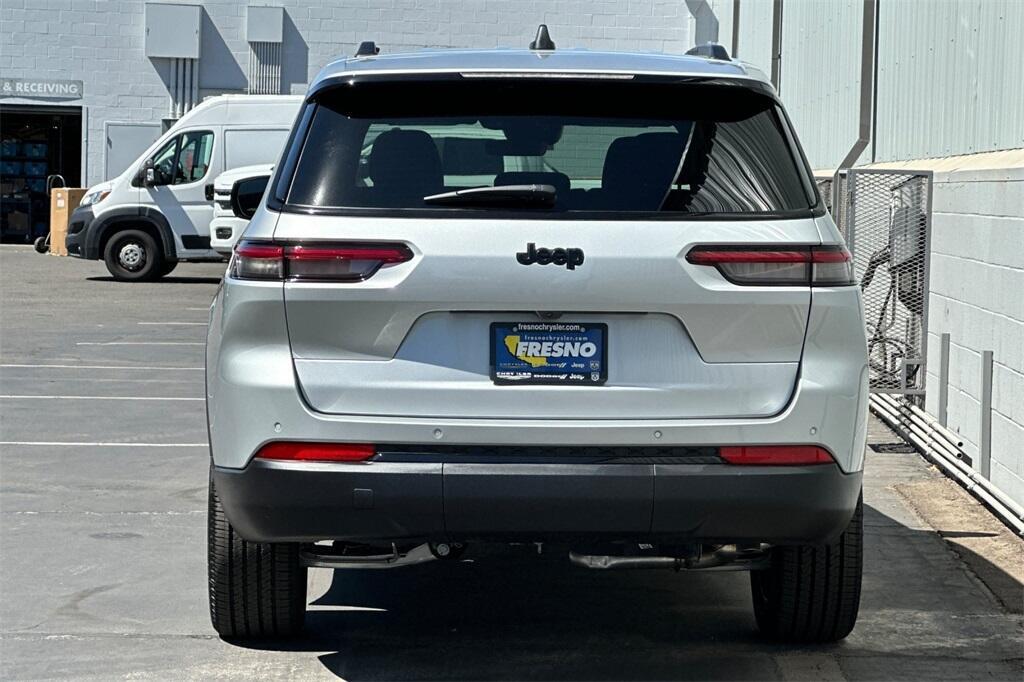 new 2025 Jeep Grand Cherokee L car, priced at $40,426