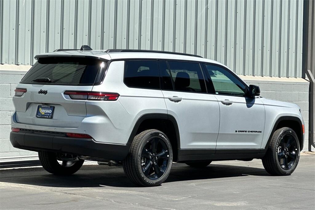 new 2025 Jeep Grand Cherokee L car, priced at $40,426
