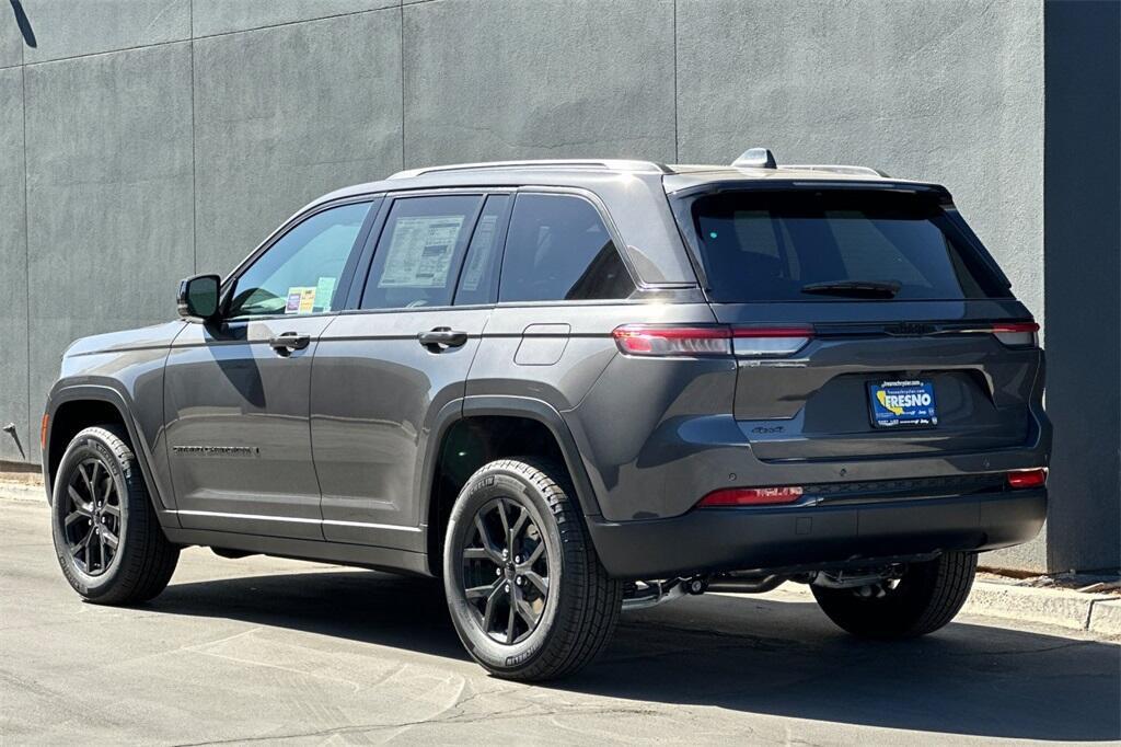 new 2025 Jeep Grand Cherokee car, priced at $39,791
