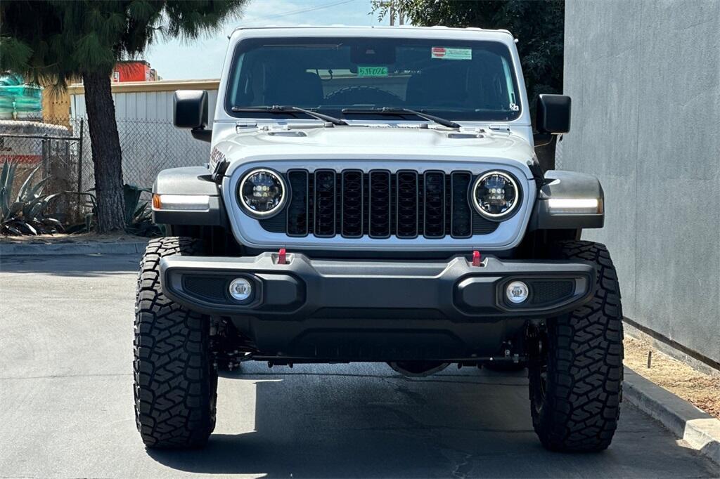 new 2025 Jeep Wrangler car, priced at $73,825