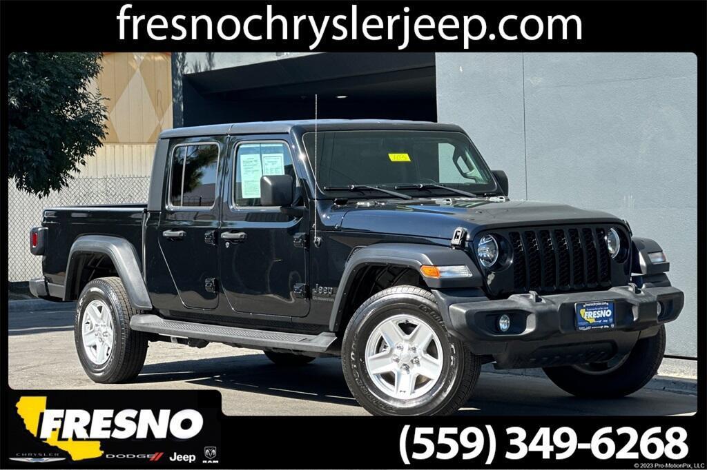 used 2020 Jeep Gladiator car, priced at $31,294