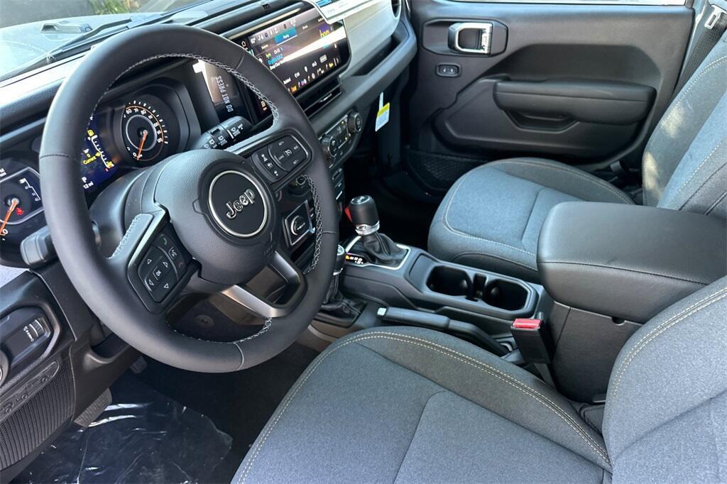 new 2026 Jeep Wrangler car, priced at $46,260