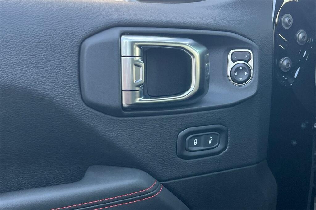 new 2026 Jeep Wrangler car, priced at $61,775