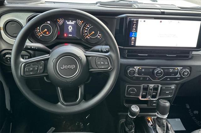 new 2025 Jeep Gladiator car, priced at $54,135