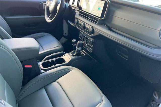 new 2025 Jeep Gladiator car, priced at $54,220
