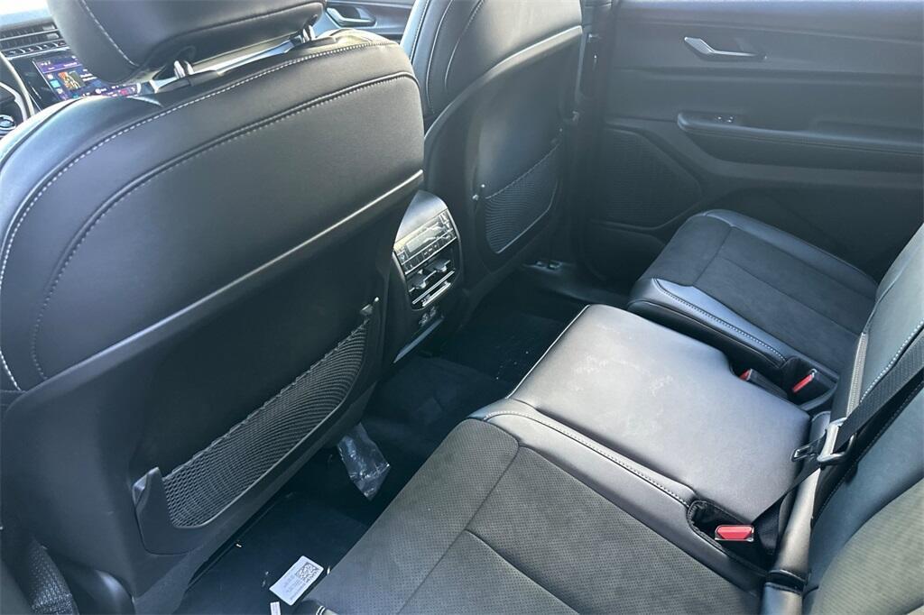 new 2025 Jeep Grand Cherokee L car, priced at $40,975