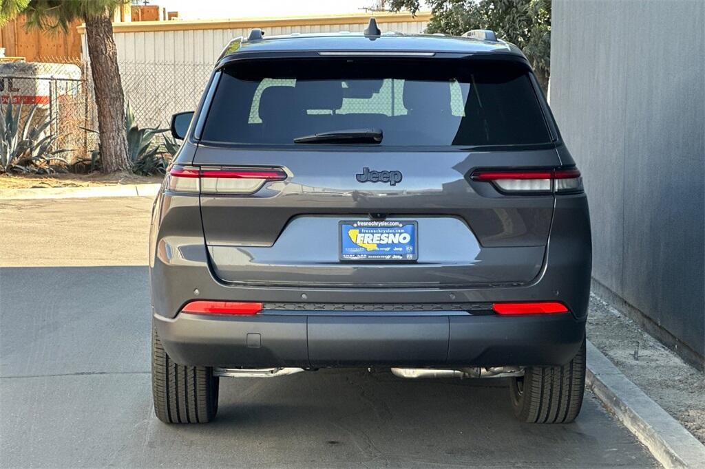 new 2025 Jeep Grand Cherokee L car, priced at $40,975