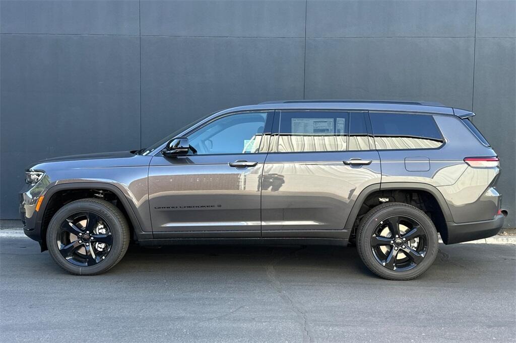 new 2025 Jeep Grand Cherokee L car, priced at $40,975