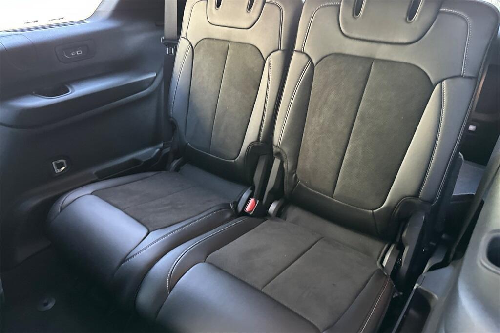 new 2025 Jeep Grand Cherokee L car, priced at $40,975