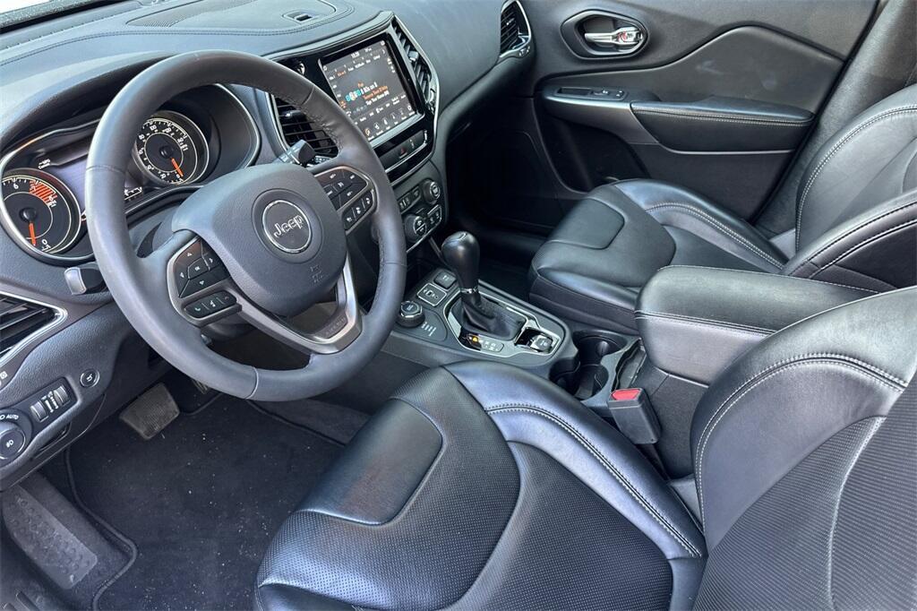 used 2022 Jeep Cherokee car, priced at $29,301