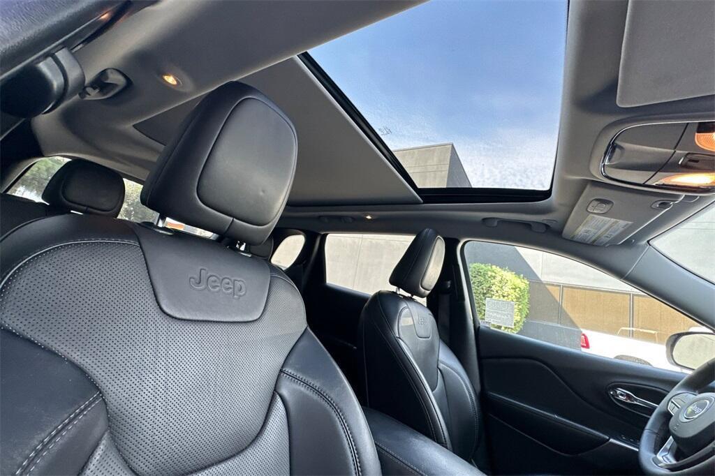 used 2022 Jeep Cherokee car, priced at $29,301