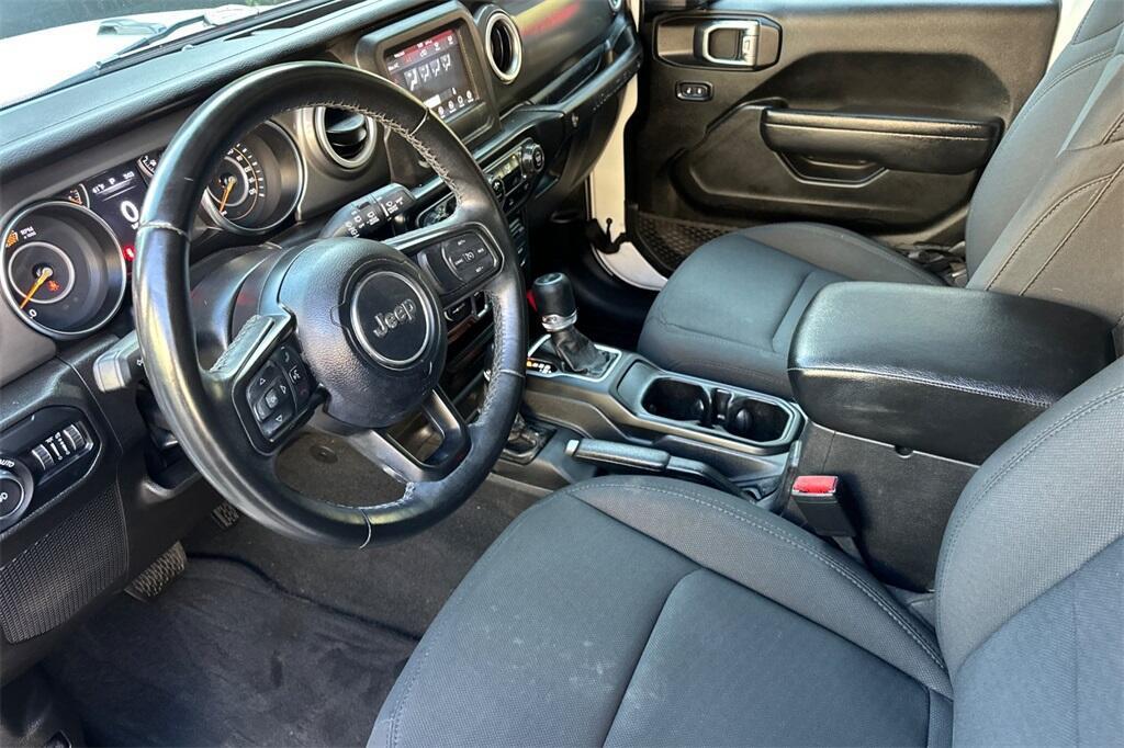 used 2022 Jeep Wrangler Unlimited car, priced at $29,137