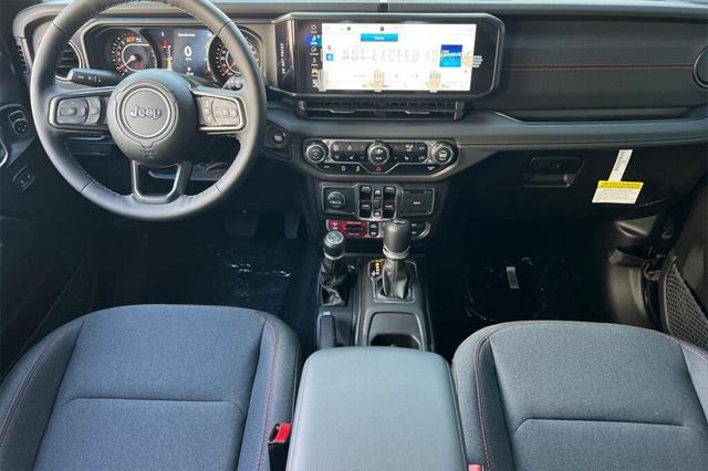 new 2025 Jeep Wrangler car, priced at $55,073