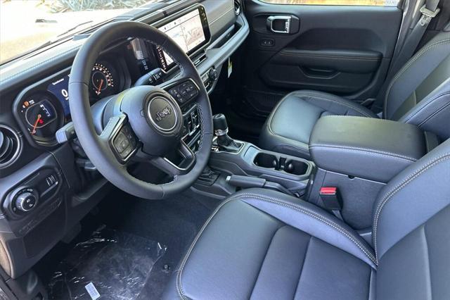 new 2025 Jeep Gladiator car, priced at $48,207