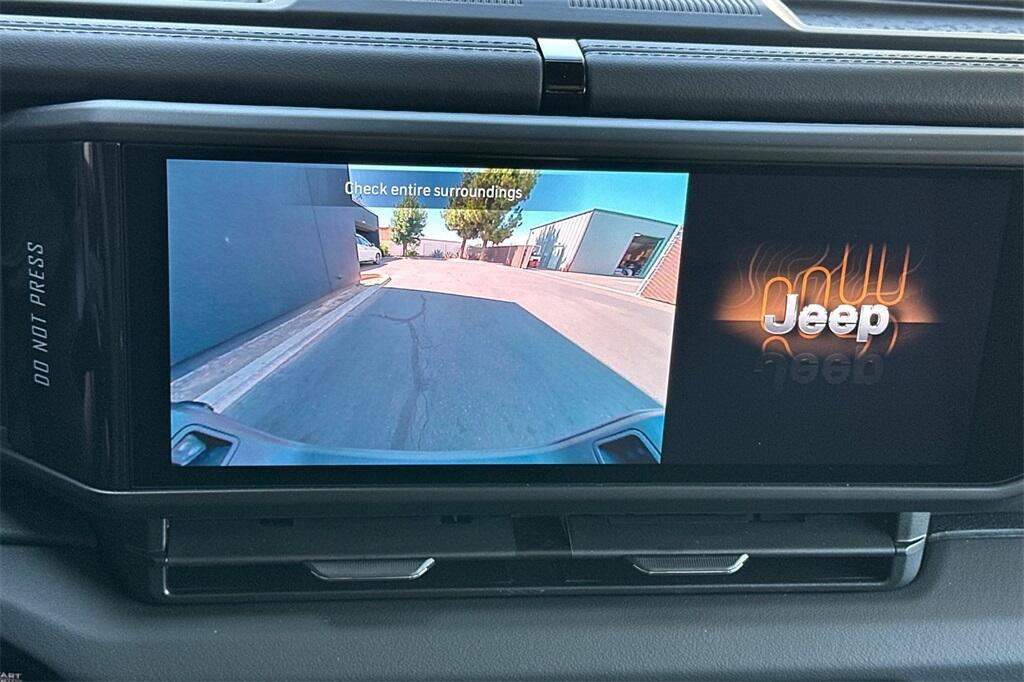 new 2025 Jeep Gladiator car, priced at $42,291