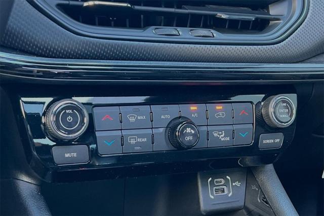 new 2024 Jeep Compass car, priced at $42,680