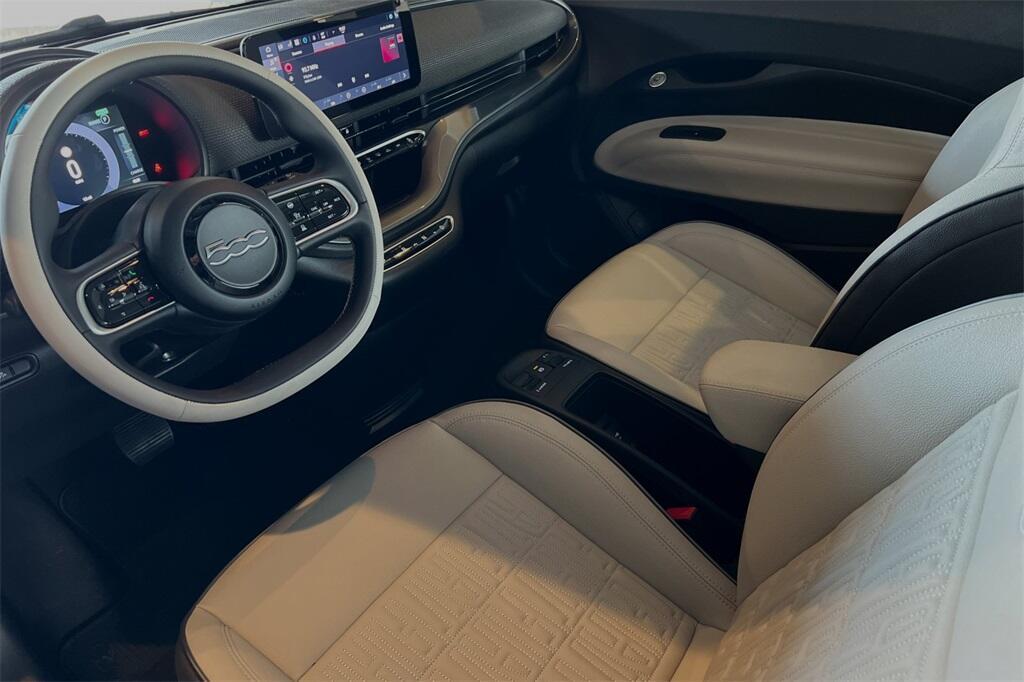 new 2024 FIAT 500e car, priced at $36,095