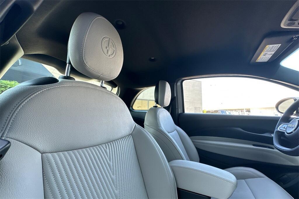 new 2025 FIAT 500e car, priced at $37,495