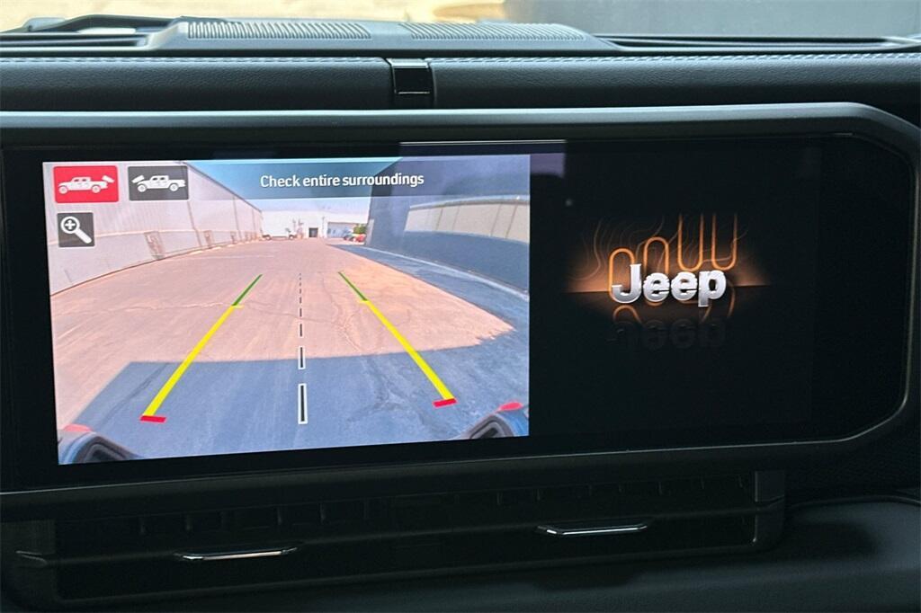 new 2025 Jeep Gladiator car, priced at $50,860