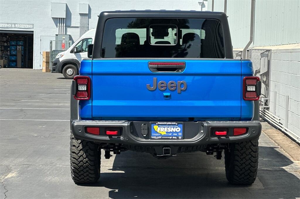new 2025 Jeep Gladiator car, priced at $50,860