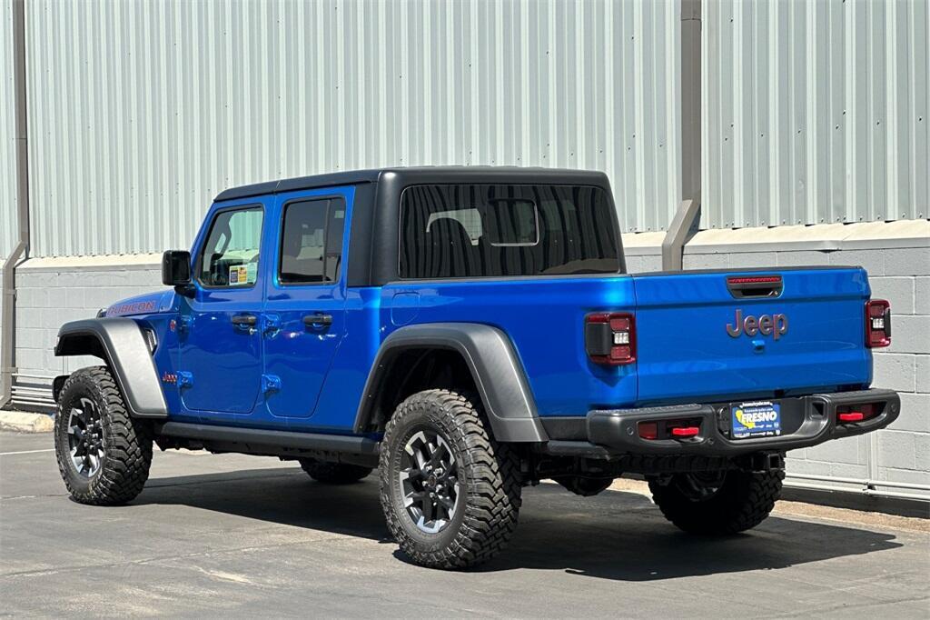 new 2025 Jeep Gladiator car, priced at $50,860