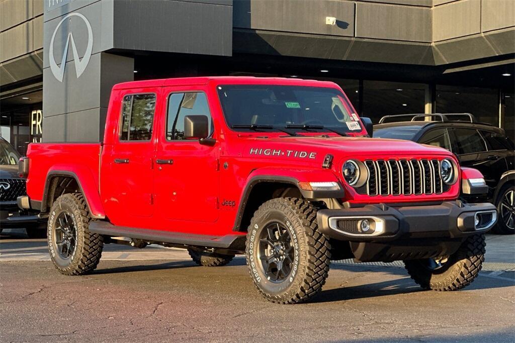new 2025 Jeep Gladiator car, priced at $44,420