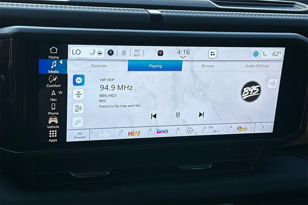 new 2025 Jeep Gladiator car, priced at $44,420