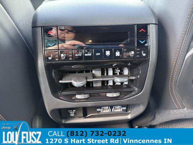 new 2025 Jeep Grand Cherokee car, priced at $63,707