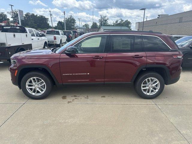 new 2024 Jeep Grand Cherokee car, priced at $42,029