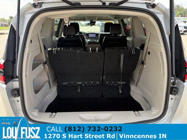 used 2024 Chrysler Pacifica car, priced at $29,884