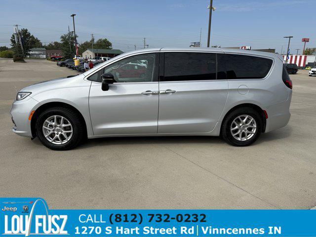 used 2024 Chrysler Pacifica car, priced at $29,884