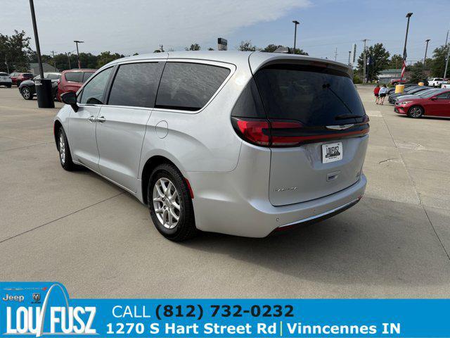 used 2024 Chrysler Pacifica car, priced at $29,884