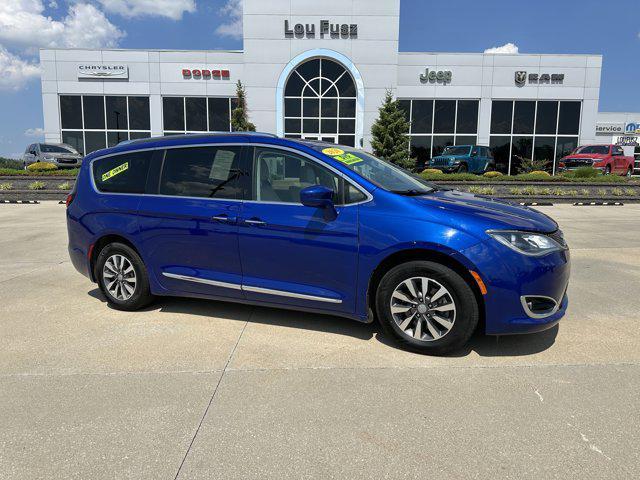 used 2020 Chrysler Pacifica car, priced at $22,284