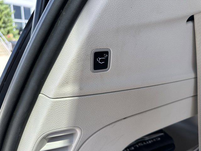 used 2020 Chrysler Pacifica car, priced at $22,284