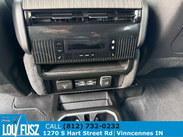 used 2022 Jeep Wagoneer car, priced at $43,990