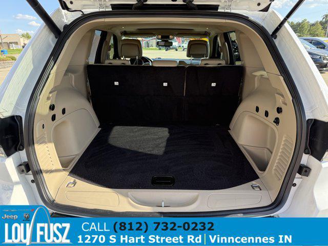 used 2021 Jeep Grand Cherokee car, priced at $22,567