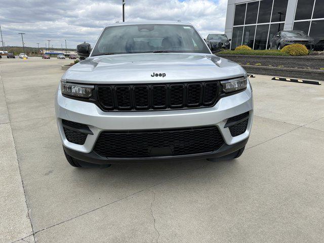 new 2025 Jeep Grand Cherokee car, priced at $46,586