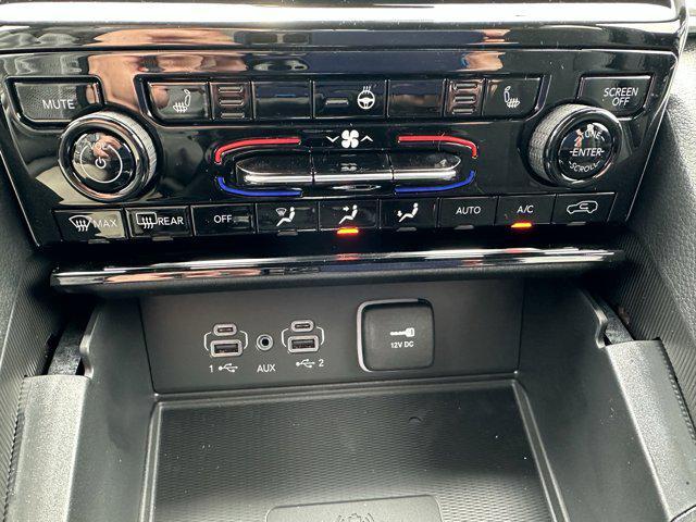 new 2025 Jeep Grand Cherokee car, priced at $46,586