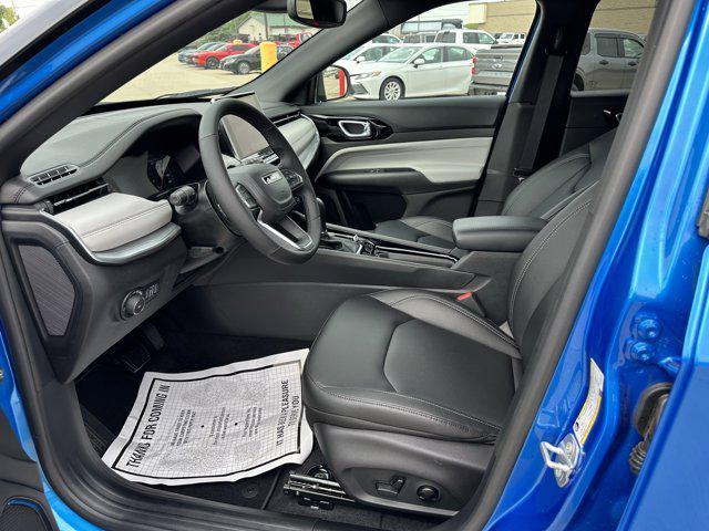 new 2025 Jeep Compass car, priced at $33,661