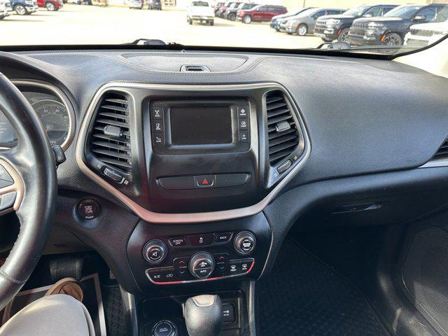 used 2015 Jeep Cherokee car, priced at $9,900