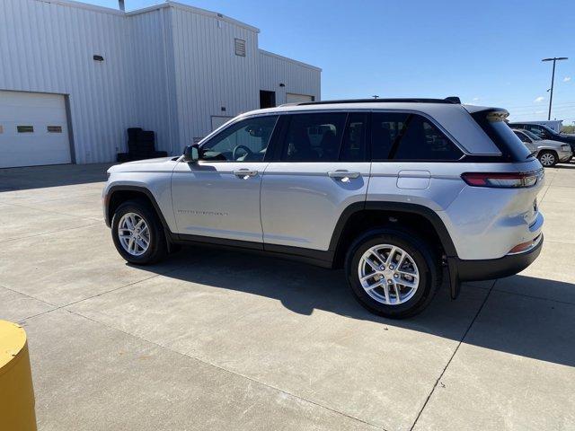 new 2024 Jeep Grand Cherokee car, priced at $44,883