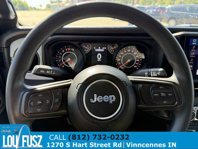 used 2025 Jeep Gladiator car, priced at $39,800